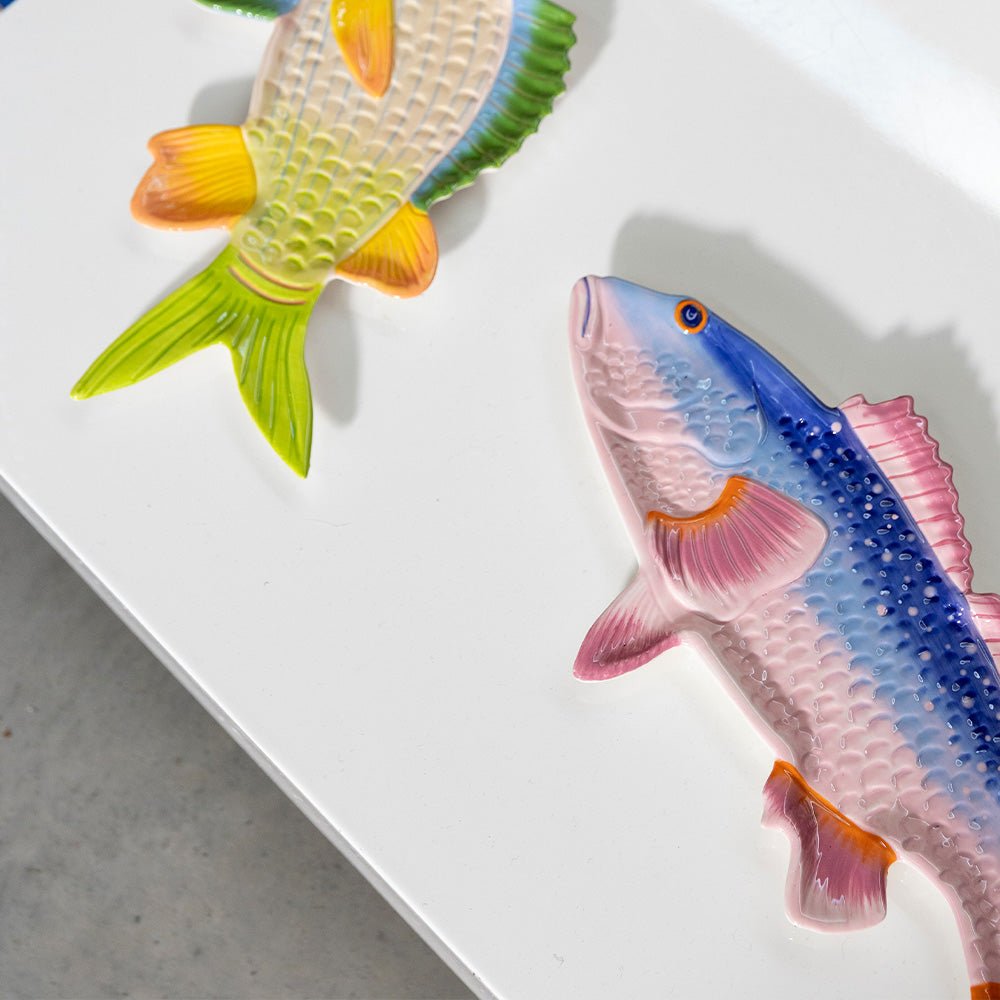 Perca de pescado de plato