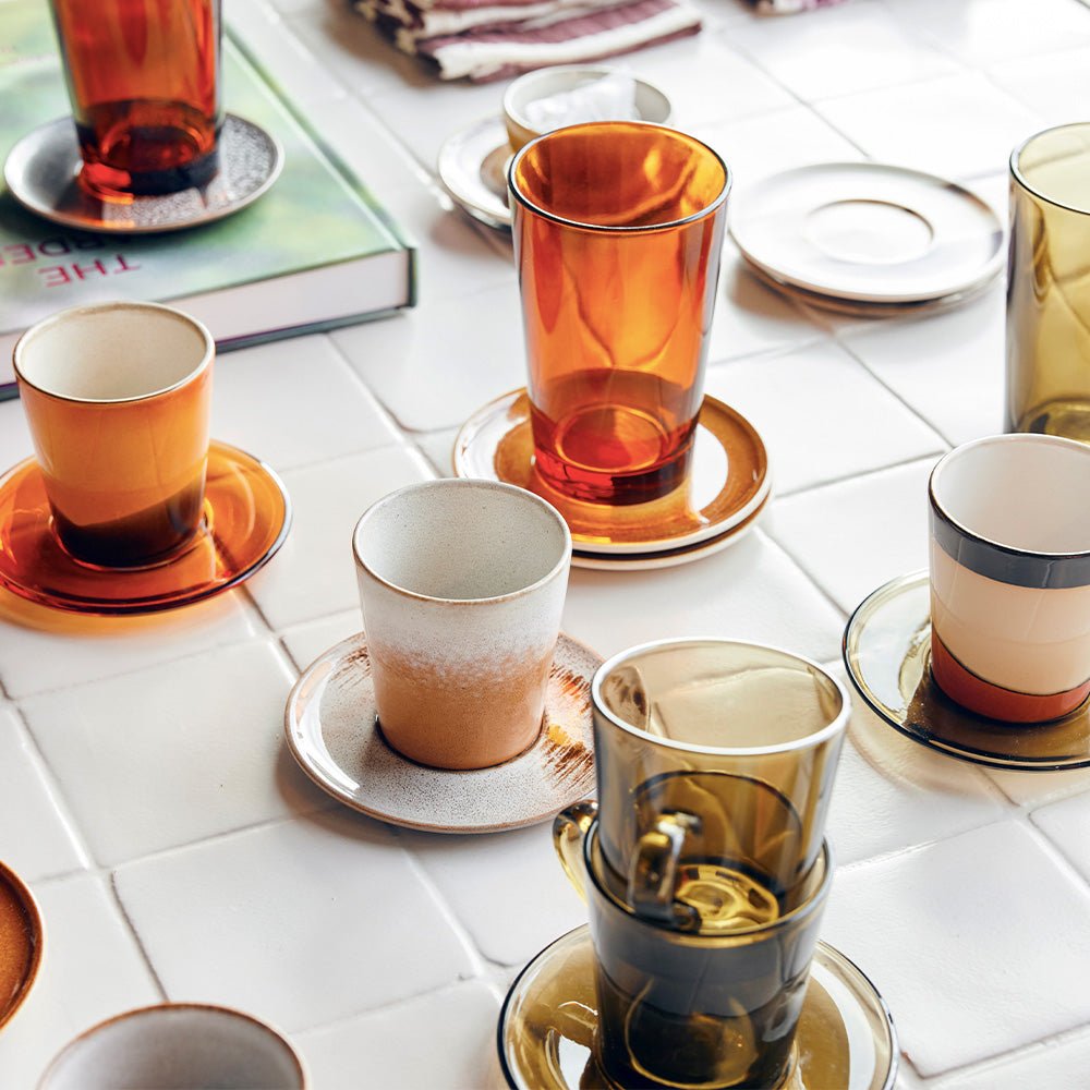 Vajilla de cristal de los 70: Vasos de té ámbar/marrón (juego de 4)