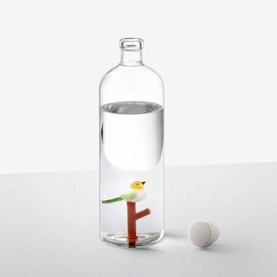 Botella con animal de granja (pájaro)