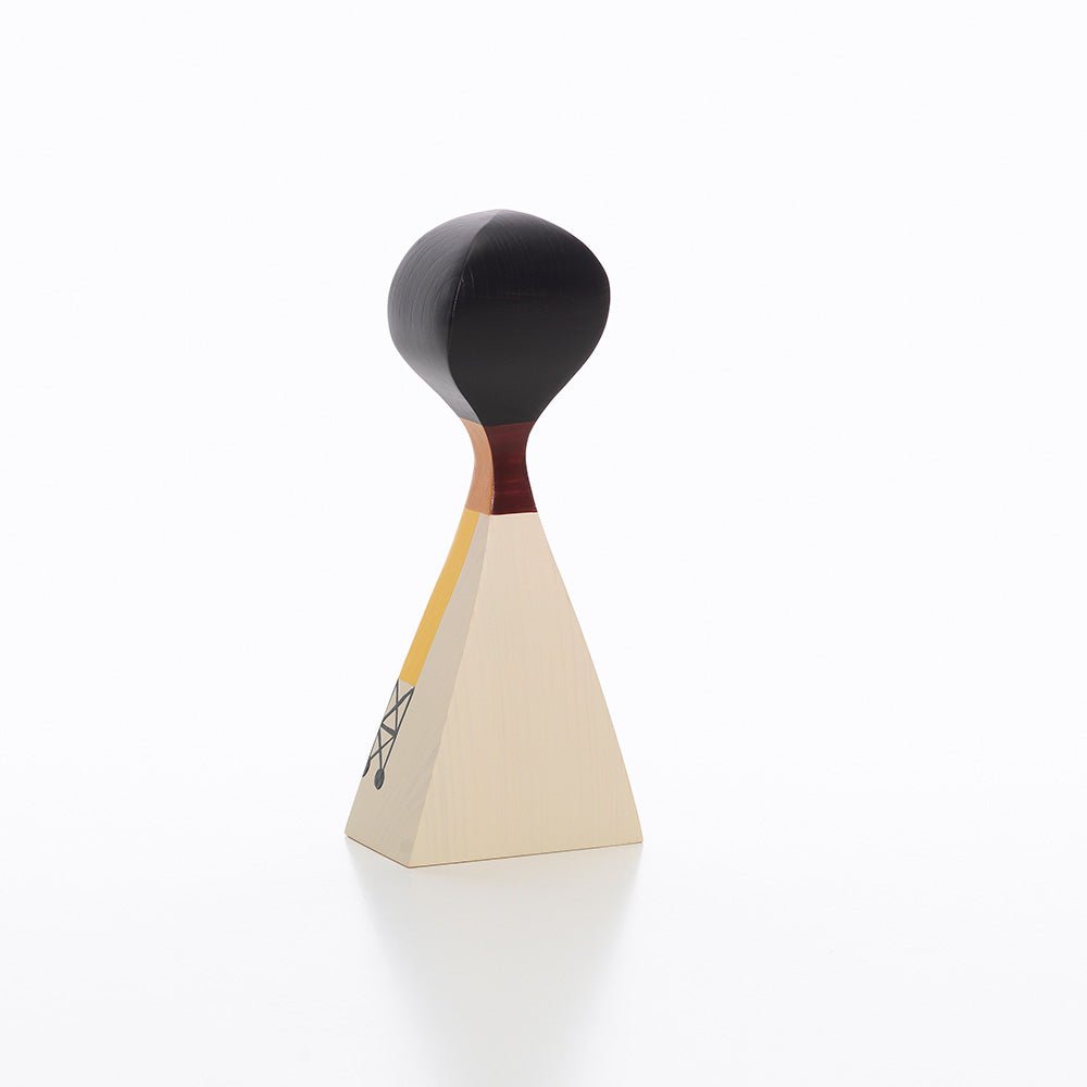 Muñeca de madera n.º 13