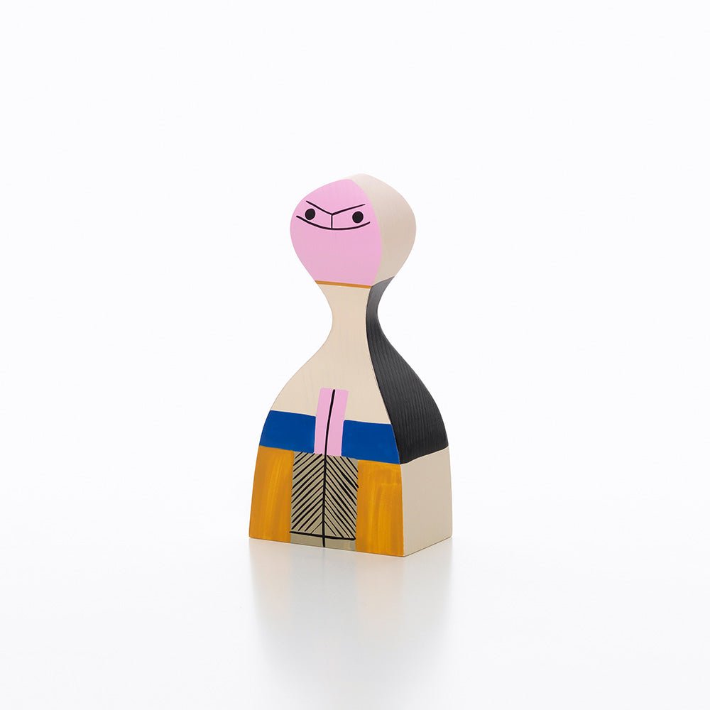 Muñeca de madera n.º 15