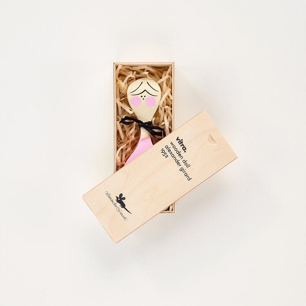 Muñeca de madera n.º 2