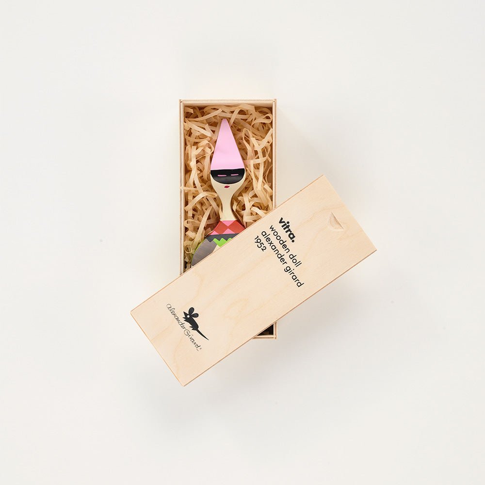 Muñeca de madera n.º 6