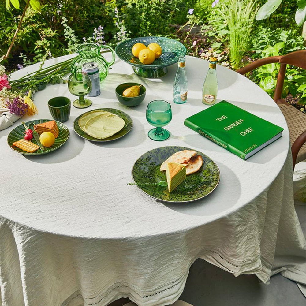 Las esmeraldas: Plato hondo de cerámica, acanalado verde